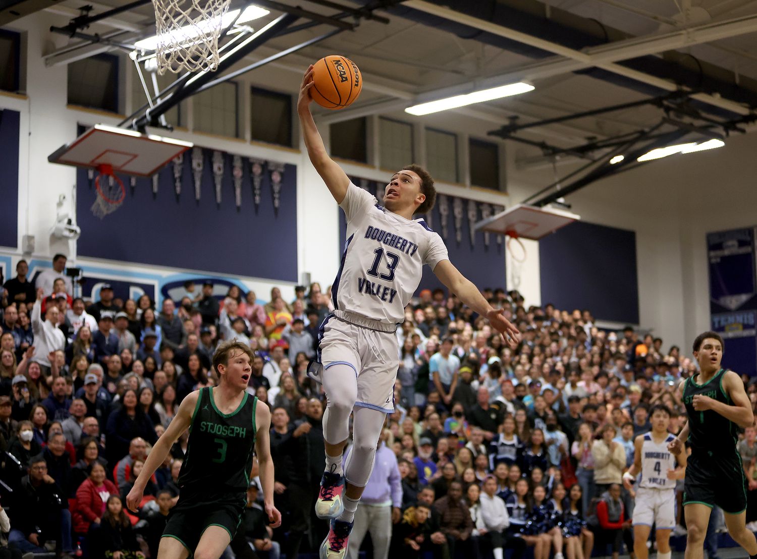USF-bound Ryan Beasley (13) constantly had his team soaring to new heights. Photo: Dennis Lee